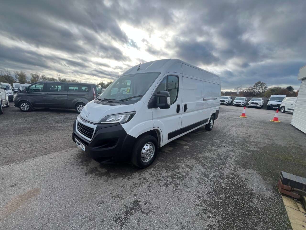 2024 PEUGEOT BOXER 2024 PEUGEOT BOXER