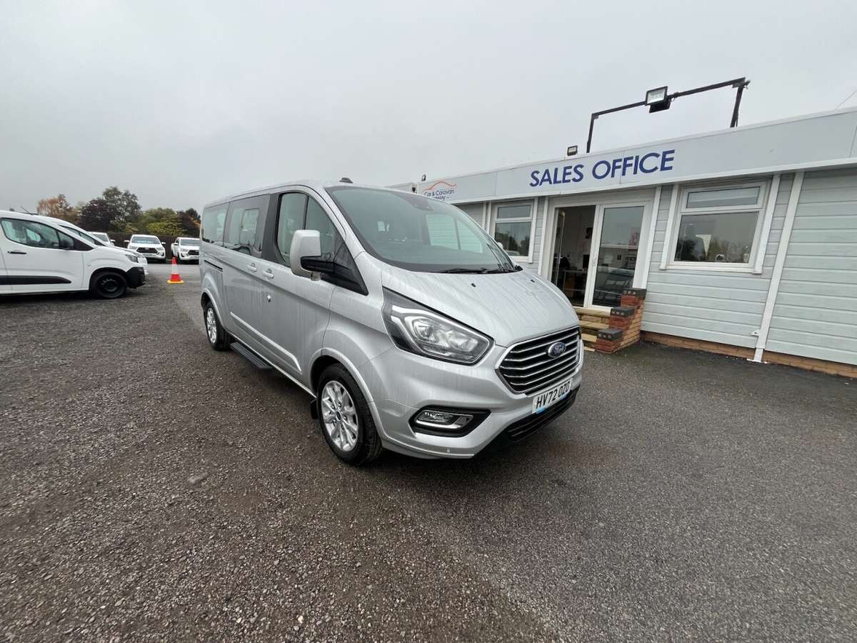 Check out this Ford Tourneo Custom 2022 Diesel Manual