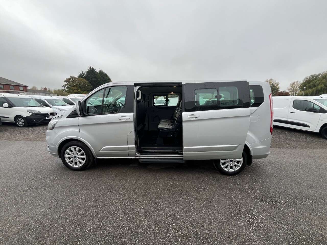 2022 FORD TOURNEO CUSTOM 2022 FORD TOURNEO CUSTOM