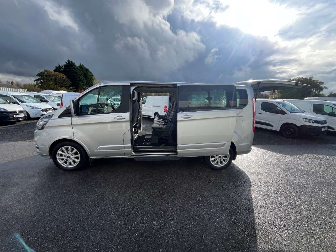 2022 FORD TOURNEO CUSTOM 2022 FORD TOURNEO CUSTOM