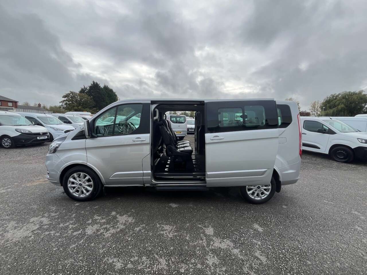 2022 FORD TOURNEO CUSTOM 2022 FORD TOURNEO CUSTOM