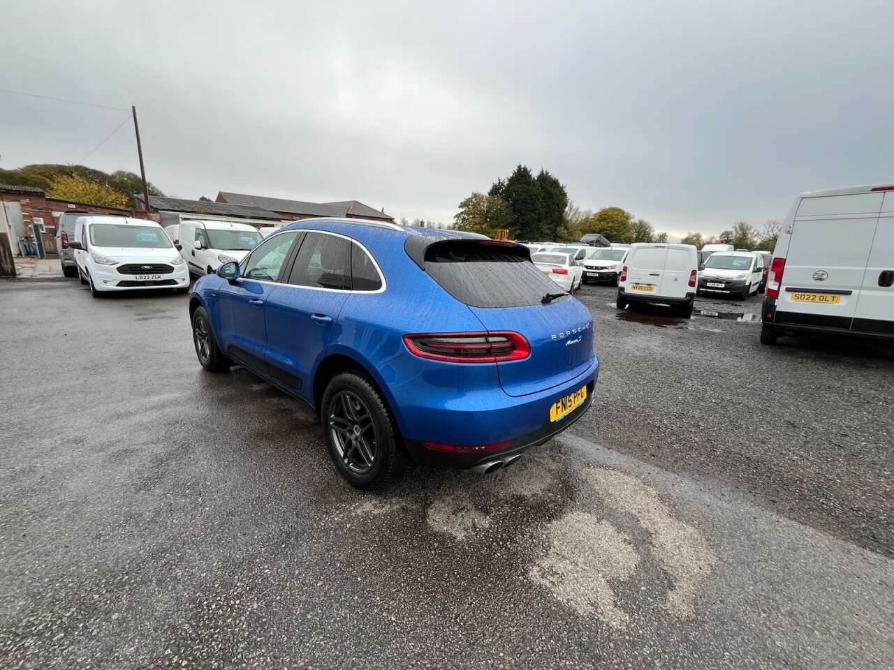 2015 PORSCHE MACAN 2015 PORSCHE MACAN