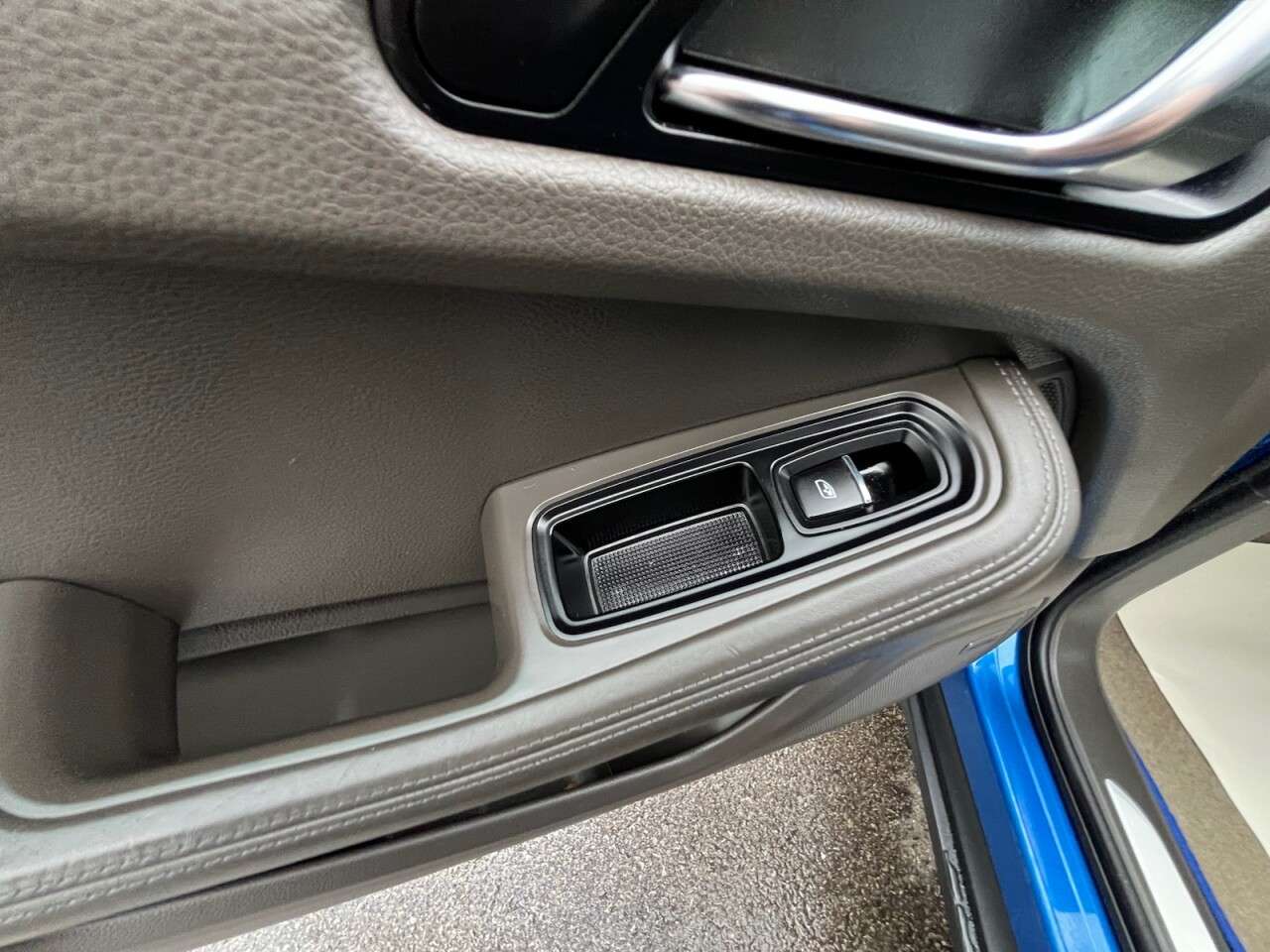 2015 PORSCHE MACAN 2015 PORSCHE MACAN