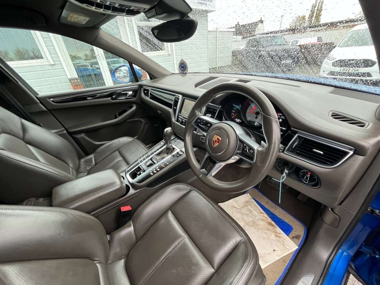 2015 PORSCHE MACAN 2015 PORSCHE MACAN