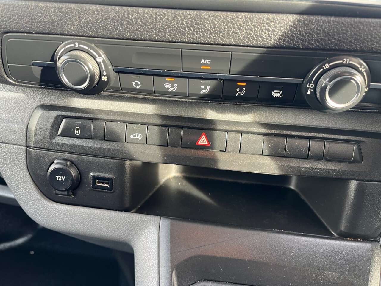 2020 VAUXHALL VIVARO 2020 VAUXHALL VIVARO