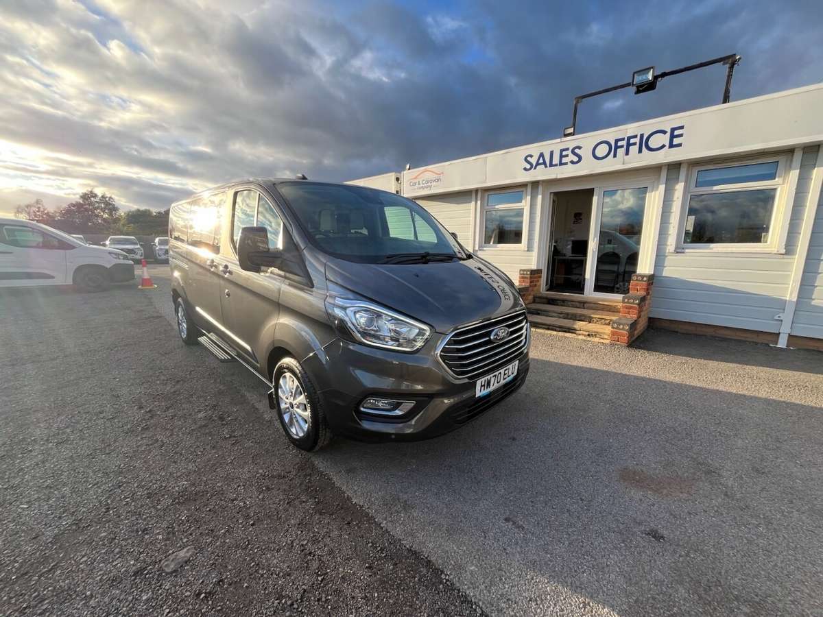 Check out this Ford Tourneo Custom 2020 Diesel Manual