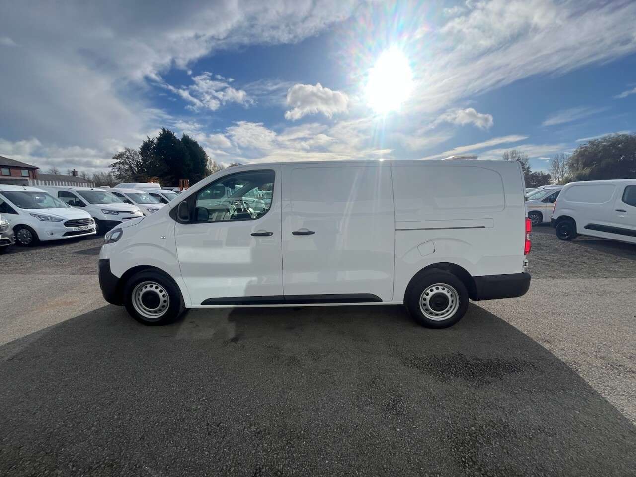 2022 VAUXHALL VIVARO 2022 VAUXHALL VIVARO