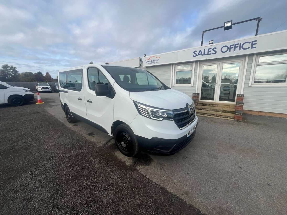 Check out this Renault Trafic 2022 Diesel Automatic