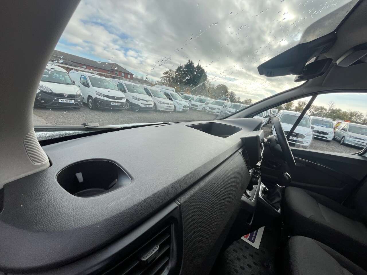 2022 RENAULT TRAFIC 2022 RENAULT TRAFIC