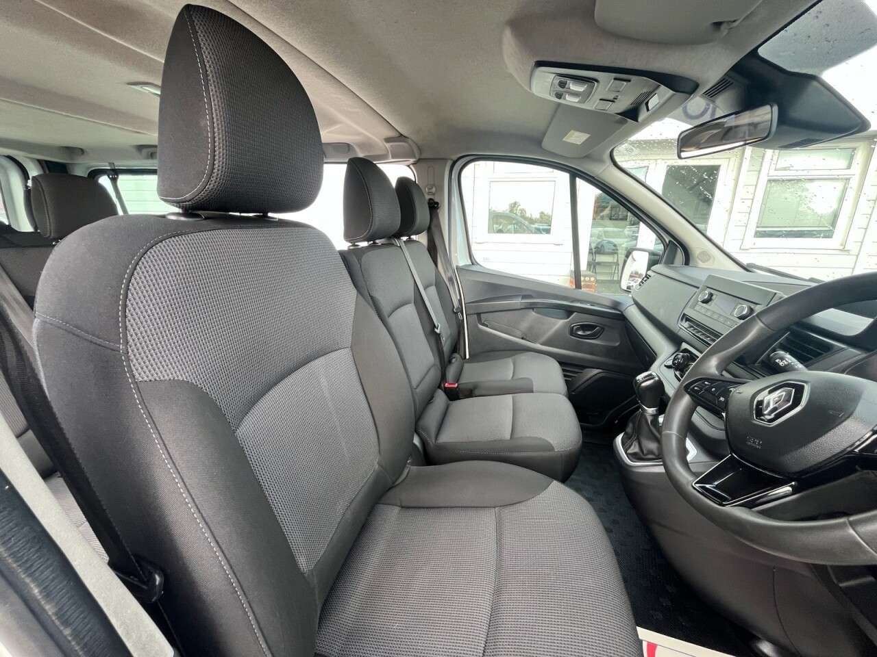 2022 RENAULT TRAFIC 2022 RENAULT TRAFIC