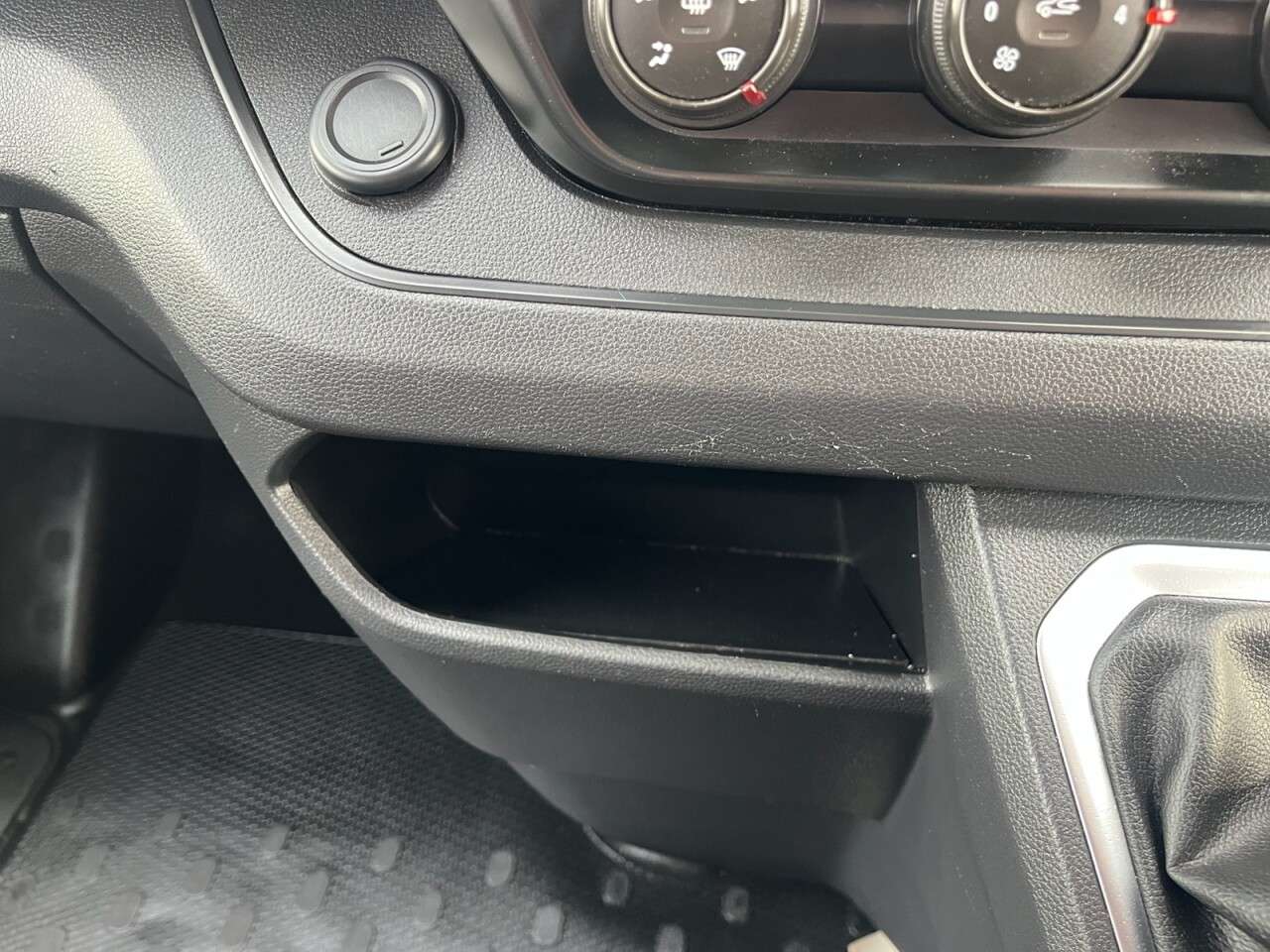 2022 RENAULT TRAFIC 2022 RENAULT TRAFIC