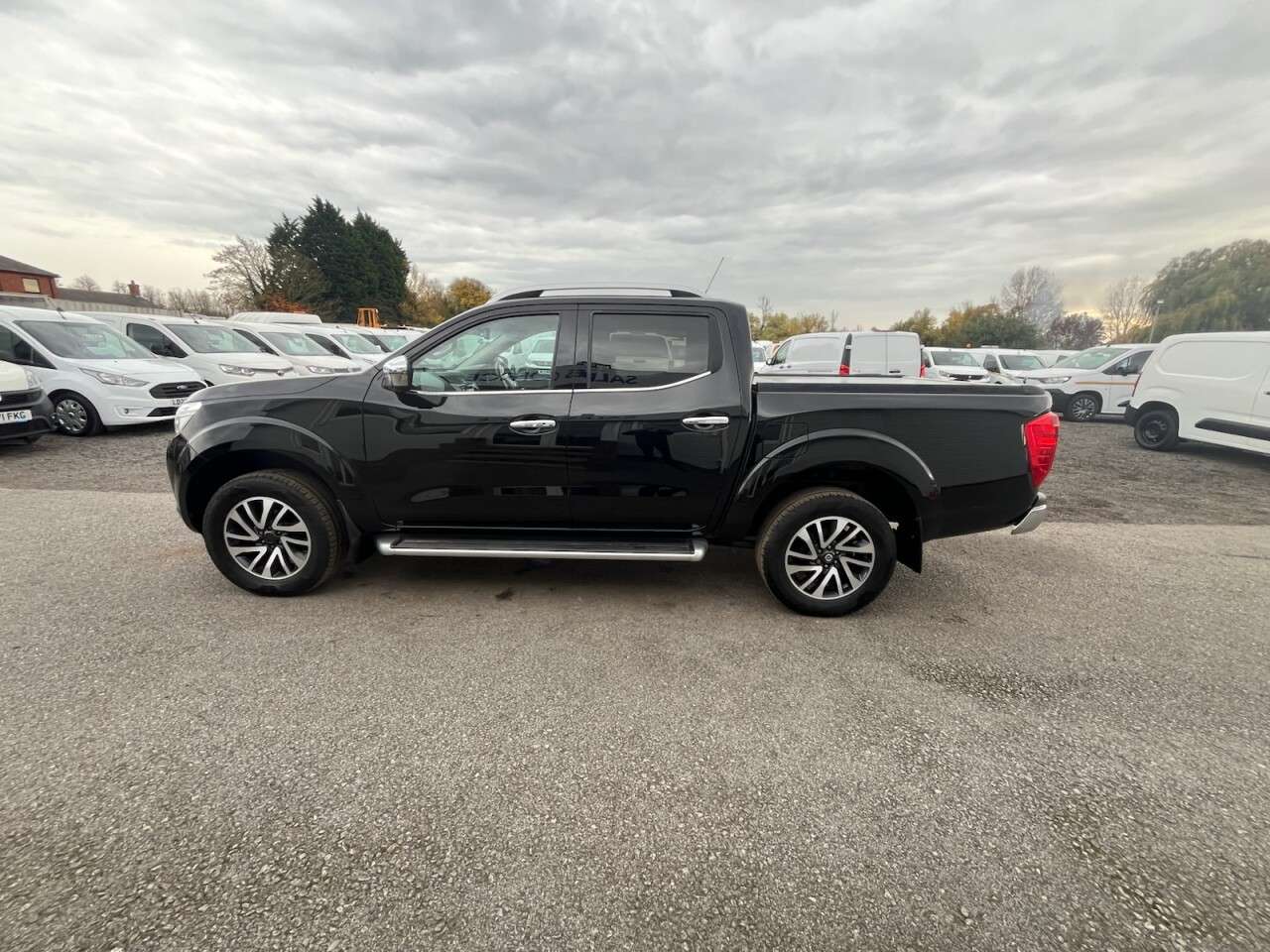 2017 NISSAN NAVARA 2017 NISSAN NAVARA