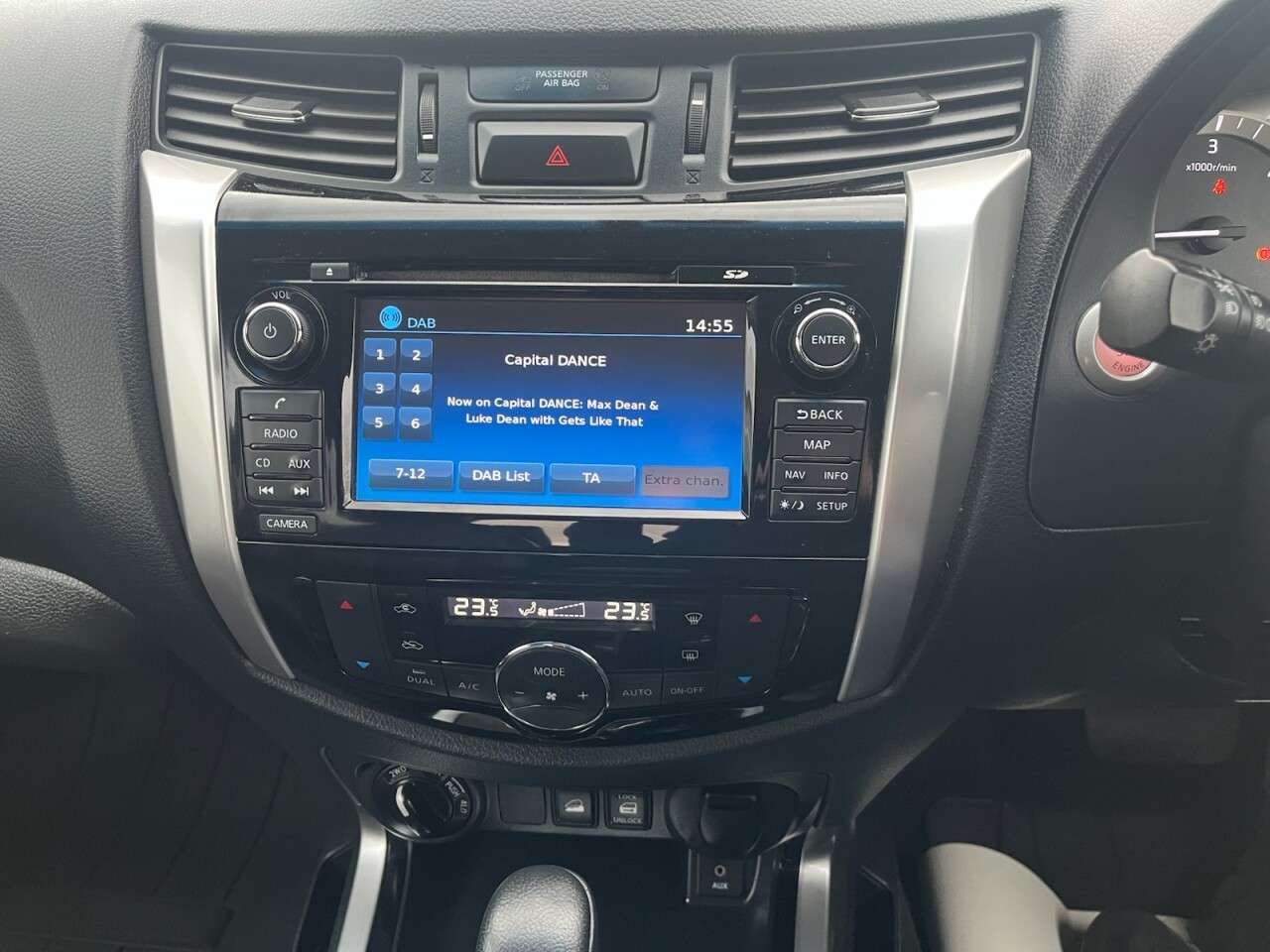 2017 NISSAN NAVARA 2017 NISSAN NAVARA