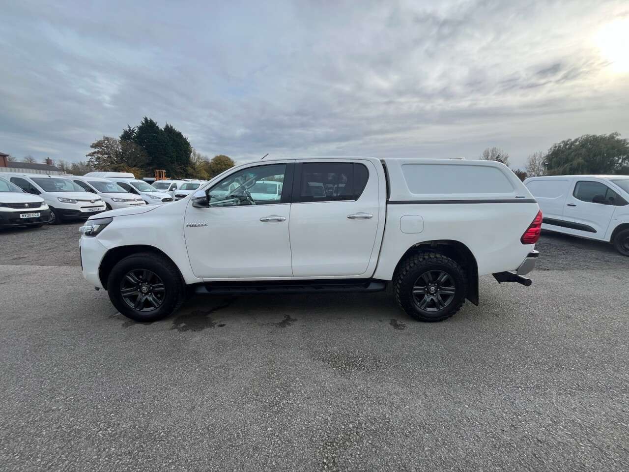 2021 TOYOTA HI-LUX 2021 TOYOTA HI-LUX