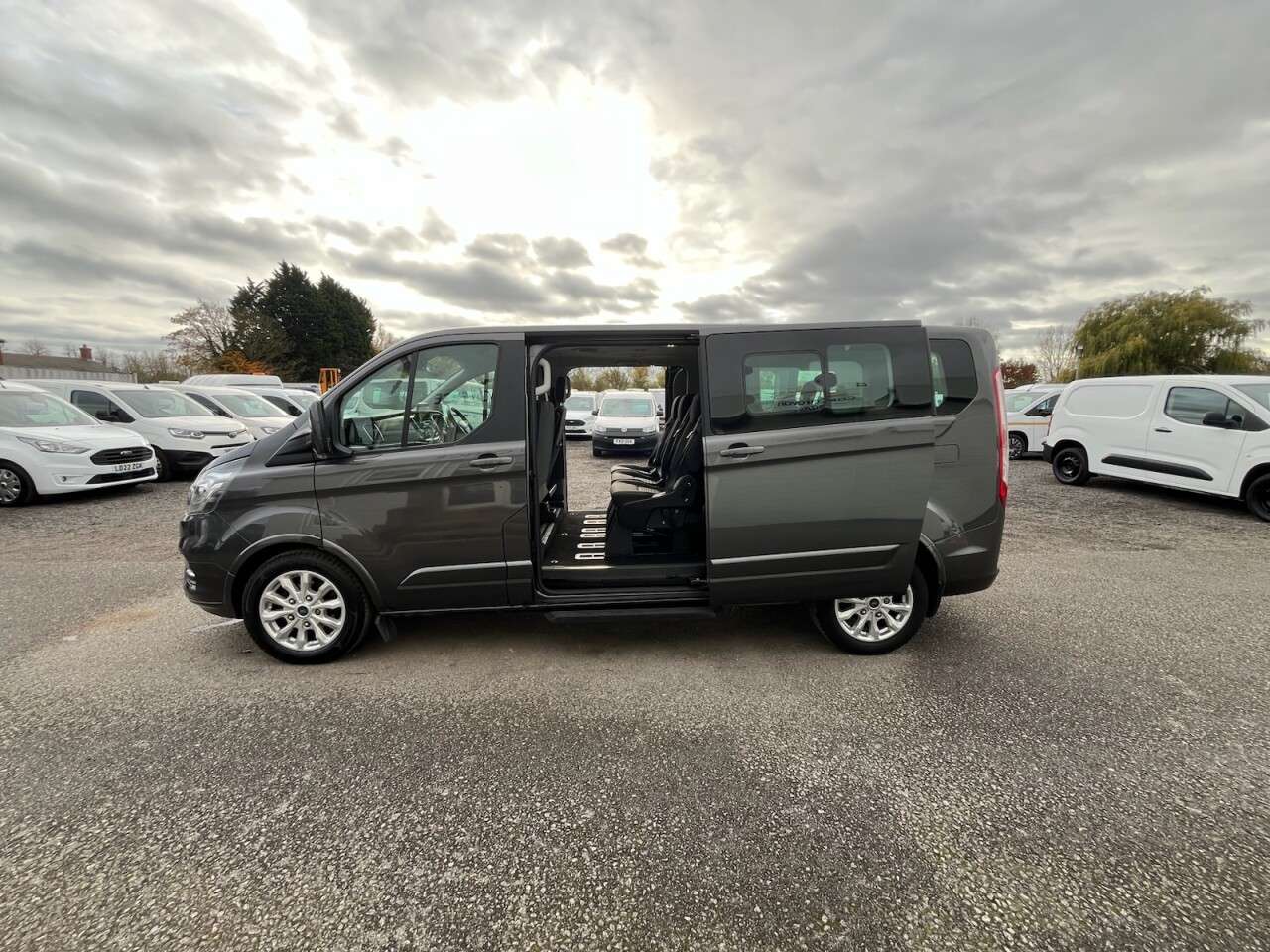2022 FORD TOURNEO CUSTOM 2022 FORD TOURNEO CUSTOM