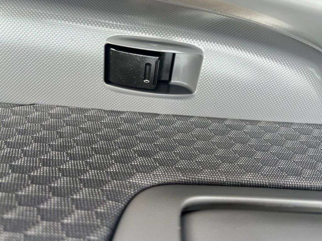 2011 TOYOTA HI-LUX 2011 TOYOTA HI-LUX