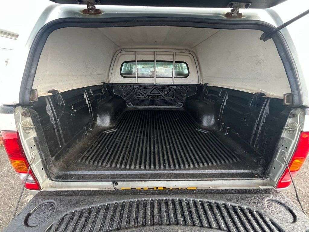 2011 TOYOTA HI-LUX 2011 TOYOTA HI-LUX