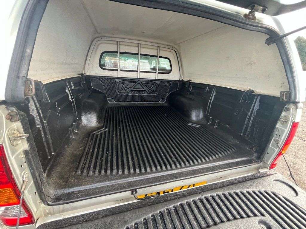 2011 TOYOTA HI-LUX 2011 TOYOTA HI-LUX