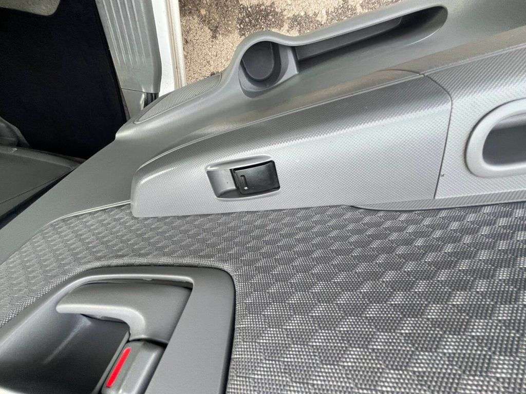 2011 TOYOTA HI-LUX 2011 TOYOTA HI-LUX