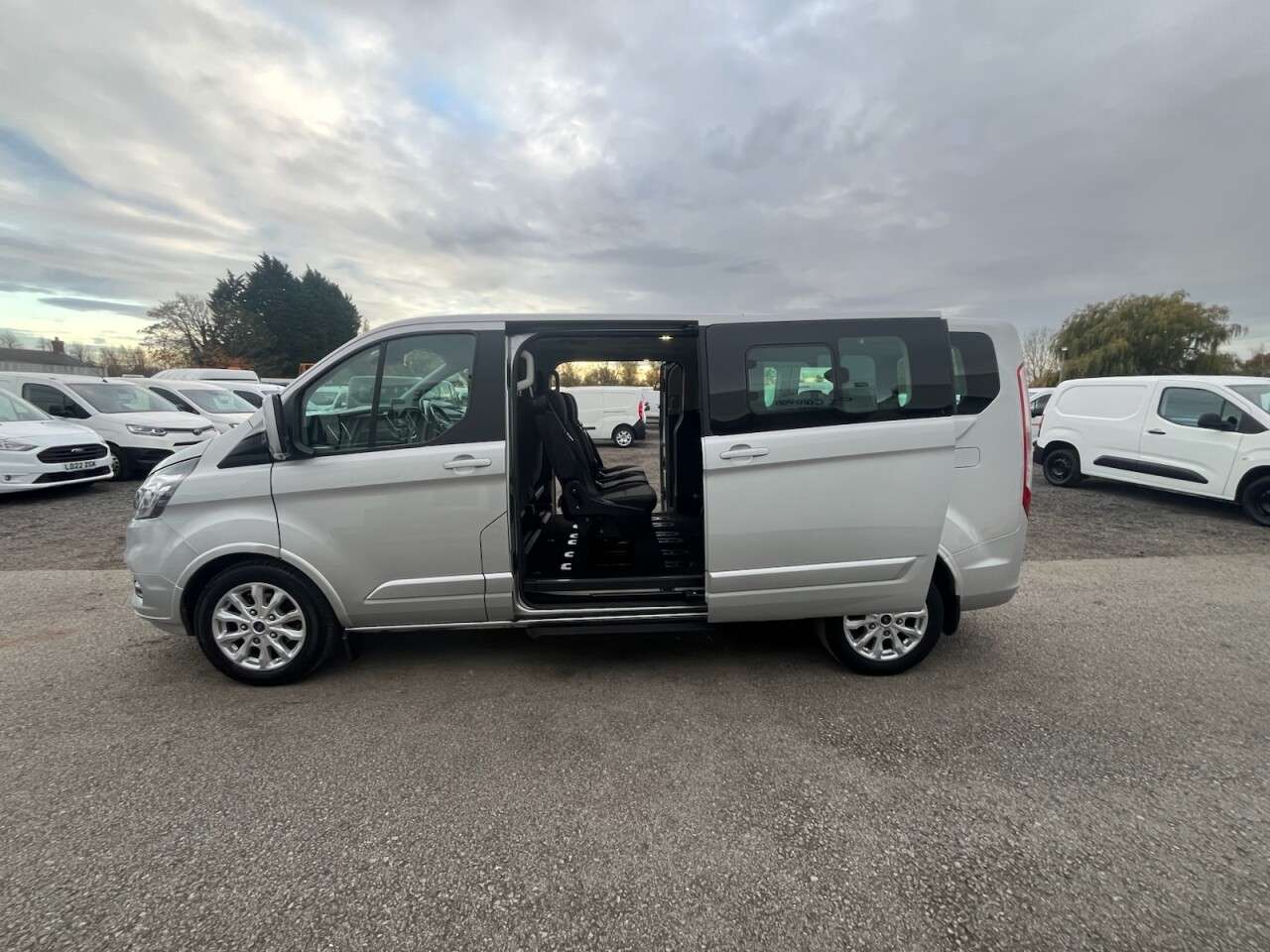 2022 FORD TOURNEO CUSTOM 2022 FORD TOURNEO CUSTOM
