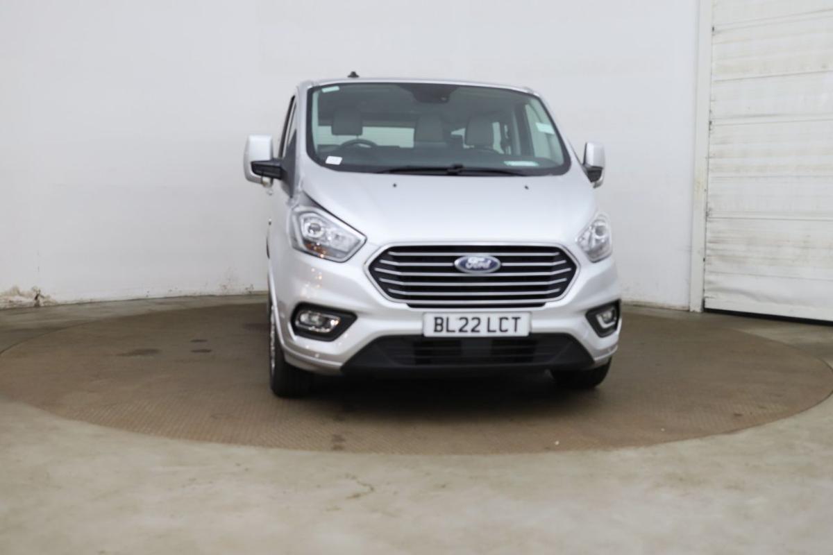 Check out this Ford Tourneo Custom 2022 Hybrid Diesel Manual