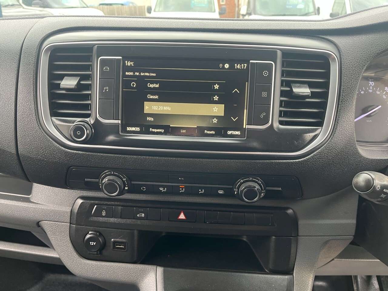 2022 VAUXHALL VIVARO 2022 VAUXHALL VIVARO