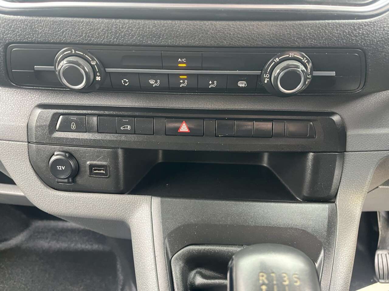 2022 VAUXHALL VIVARO 2022 VAUXHALL VIVARO