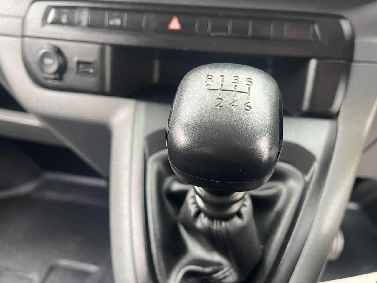 2022 VAUXHALL VIVARO 2022 VAUXHALL VIVARO