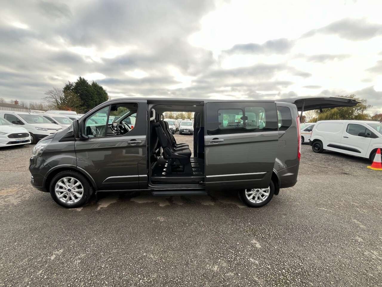 2022 FORD TOURNEO CUSTOM 2022 FORD TOURNEO CUSTOM