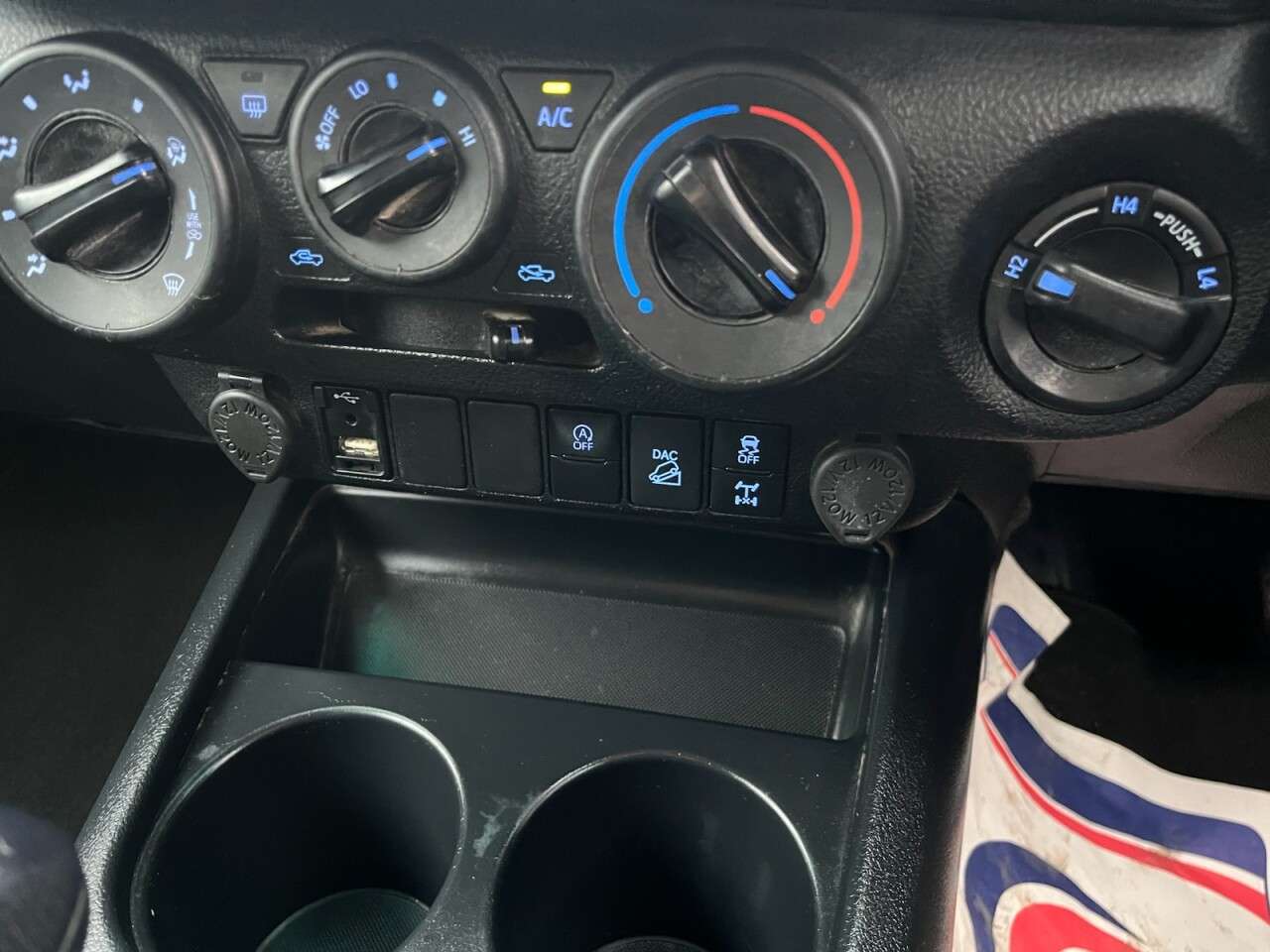 2021 TOYOTA HI-LUX 2021 TOYOTA HI-LUX