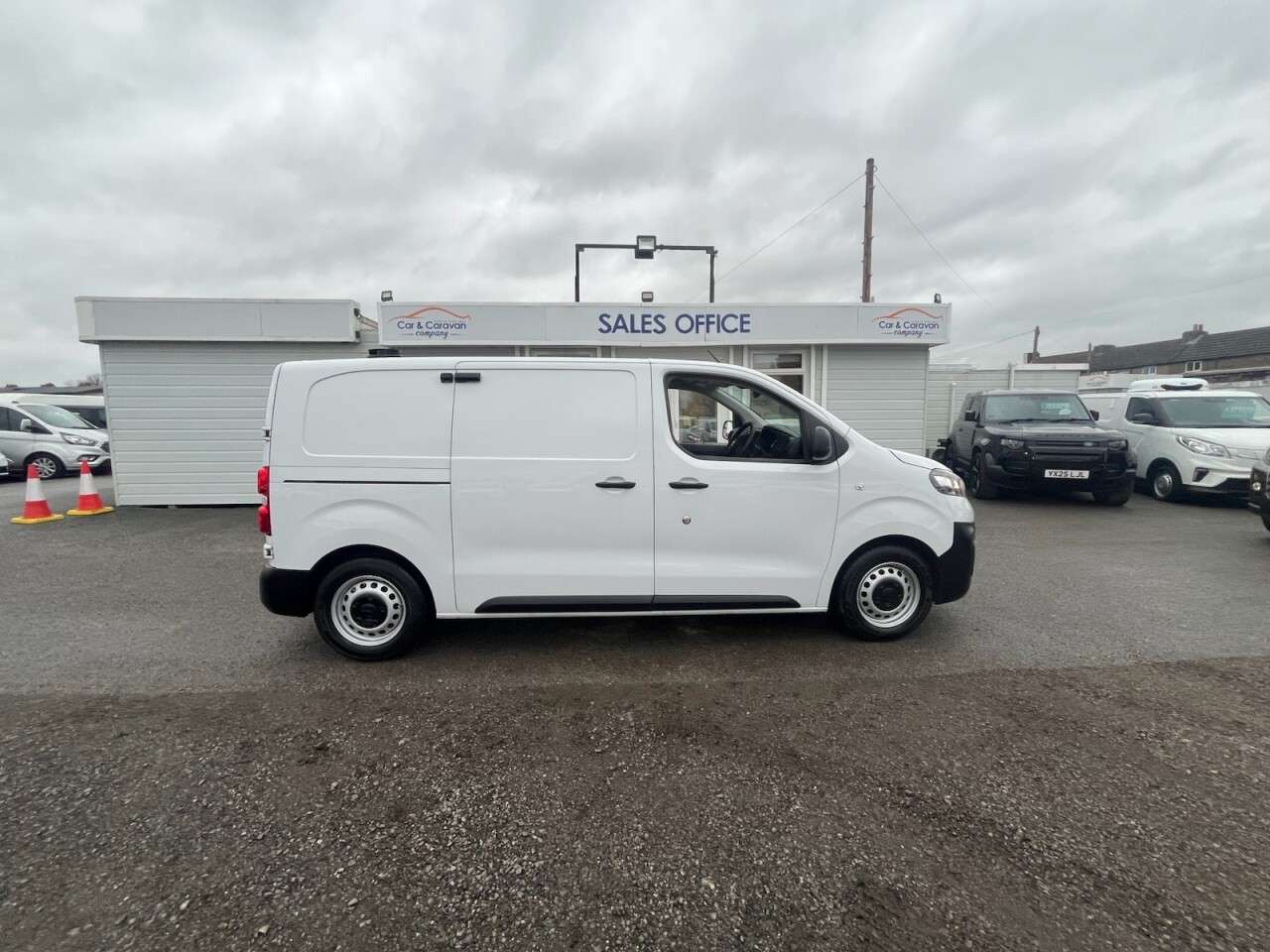 2022 VAUXHALL VIVARO 2022 VAUXHALL VIVARO