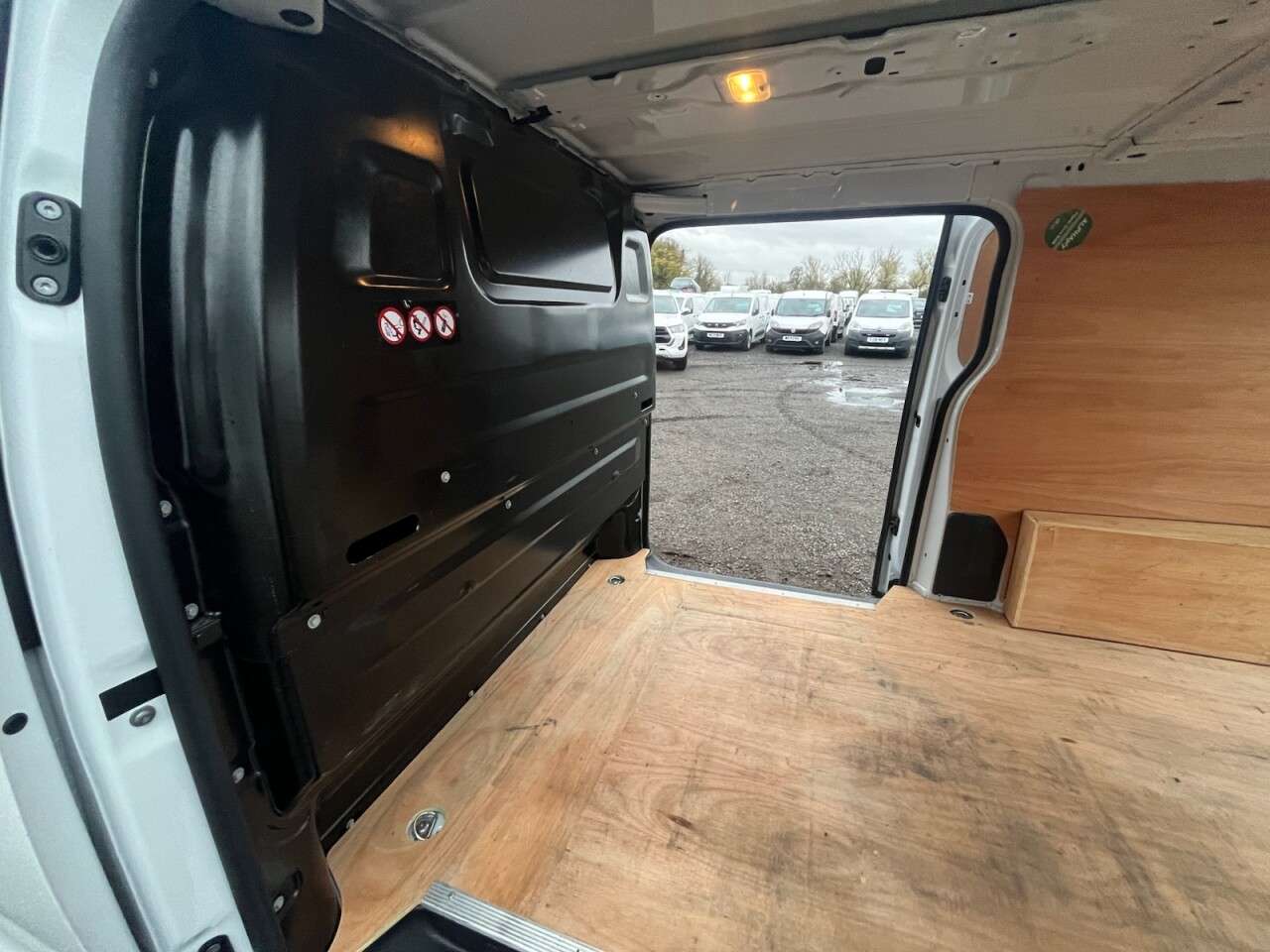 2022 VAUXHALL VIVARO 2022 VAUXHALL VIVARO