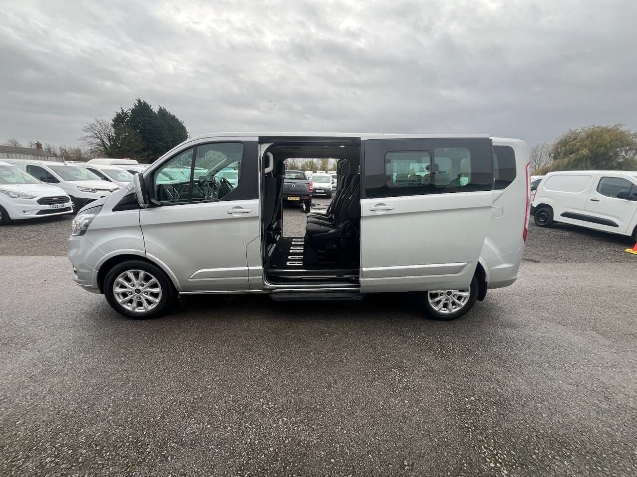 2022 FORD TOURNEO CUSTOM 2022 FORD TOURNEO CUSTOM