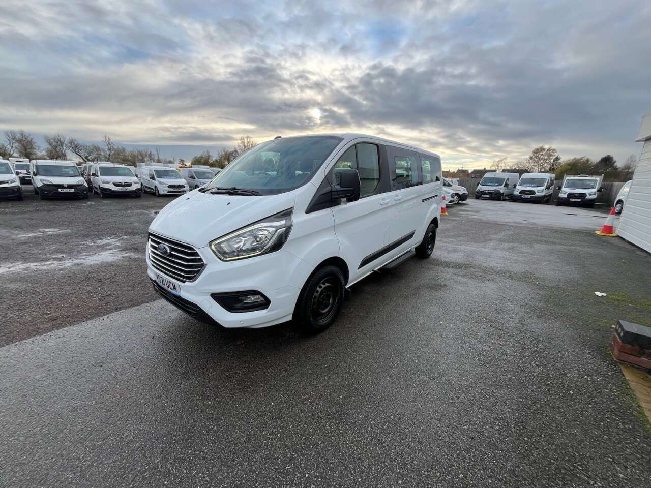 2021 FORD TOURNEO CUSTOM 2021 FORD TOURNEO CUSTOM