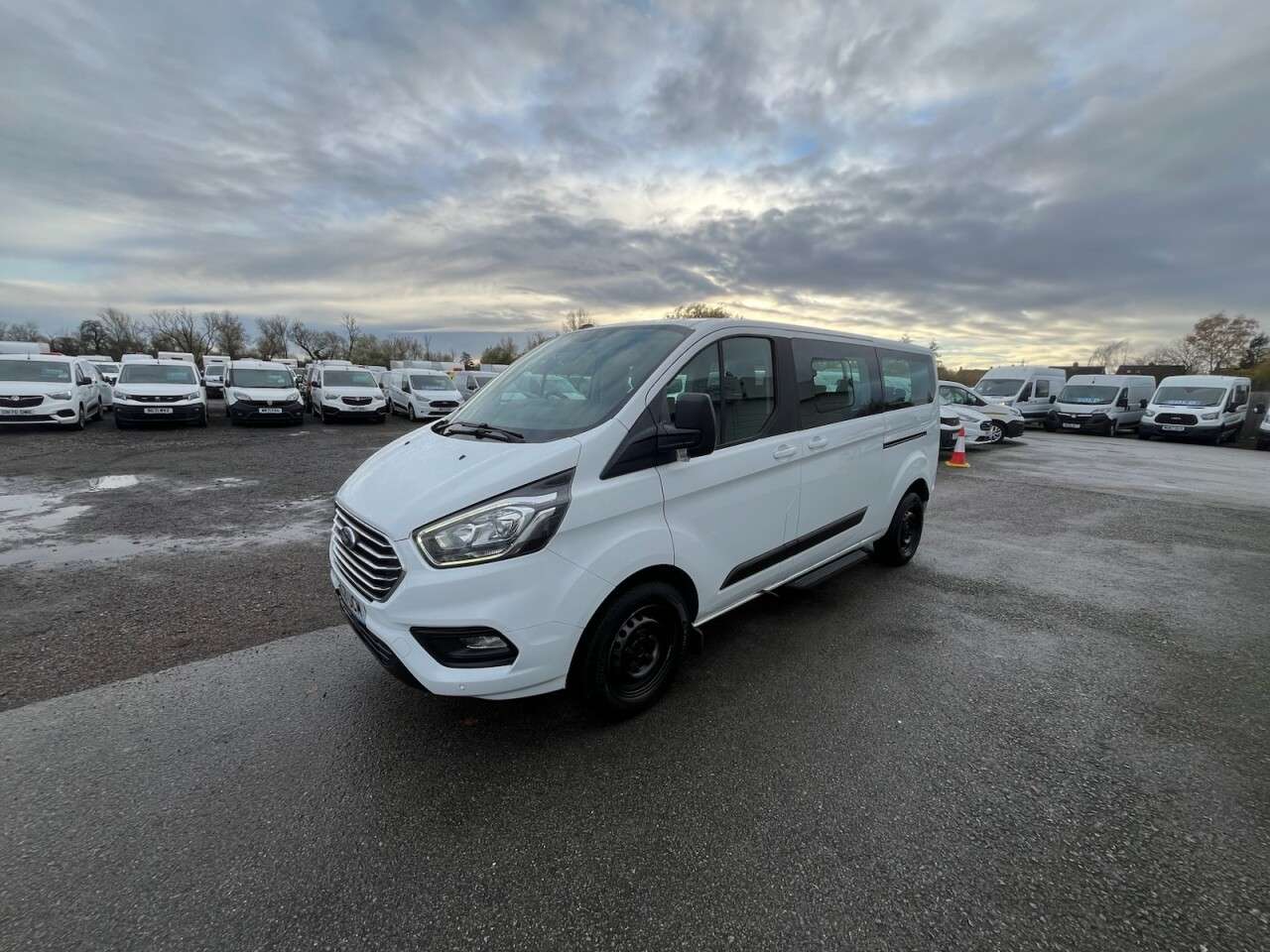 2021 FORD TOURNEO CUSTOM 2021 FORD TOURNEO CUSTOM