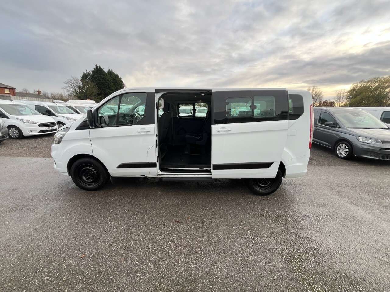 2021 FORD TOURNEO CUSTOM 2021 FORD TOURNEO CUSTOM