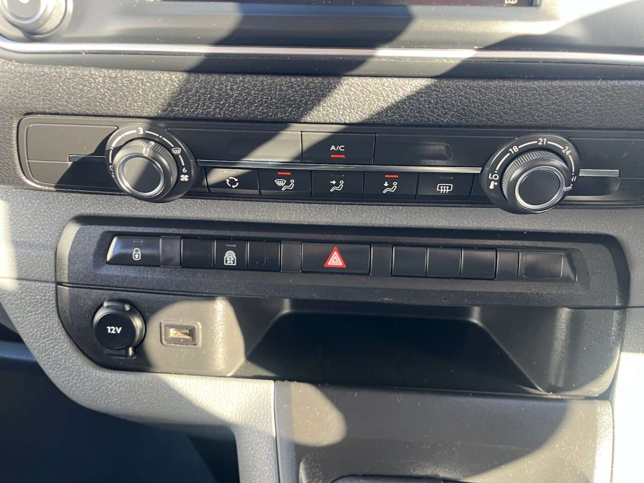 2022 VAUXHALL VIVARO LIFE 2022 VAUXHALL VIVARO LIFE