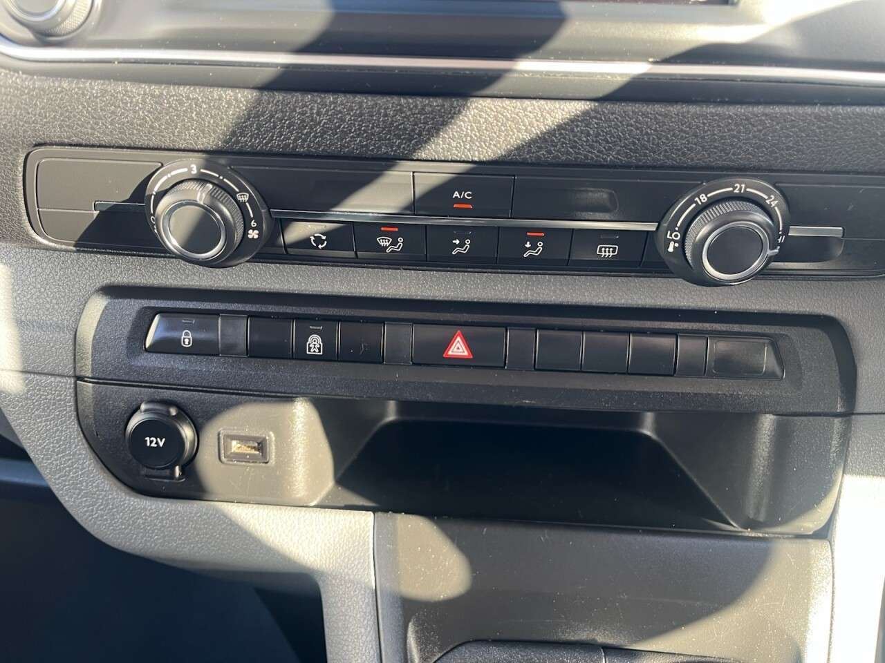 2022 VAUXHALL VIVARO LIFE 2022 VAUXHALL VIVARO LIFE