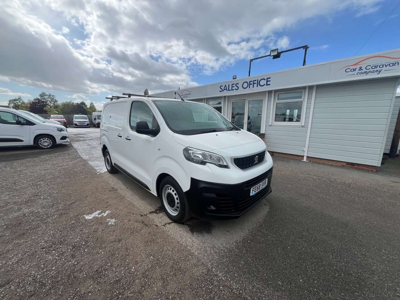 A 2018 PEUGEOT EXPERT 2.0 BlueHDi 1400 S Compact Panel Van 6dr Diesel Manual SWB Euro 6 (s/s) (12 A 2018 PEUGEOT EXPERT 2.0 BlueHDi 1400 S Compact Panel Van 6dr Diesel Manual SWB Euro 6 (s/s) (12