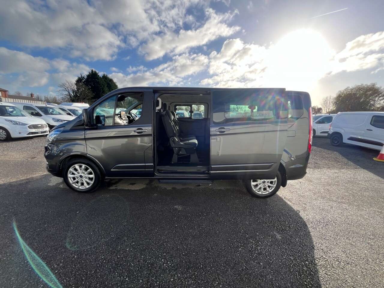 2022 FORD TOURNEO CUSTOM 2022 FORD TOURNEO CUSTOM