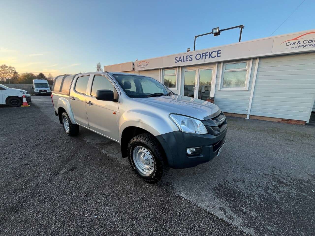 2016 ISUZU D-MAX 2016 ISUZU D-MAX