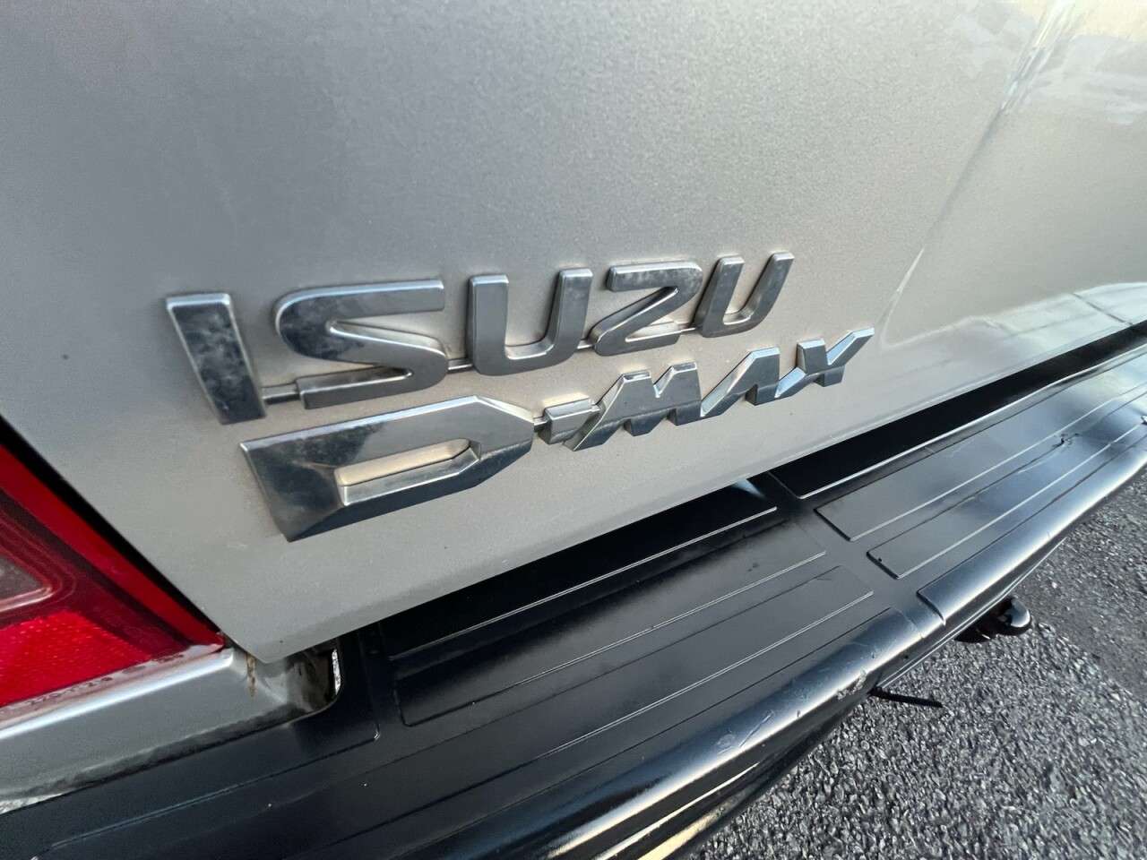 2016 ISUZU D-MAX 2016 ISUZU D-MAX