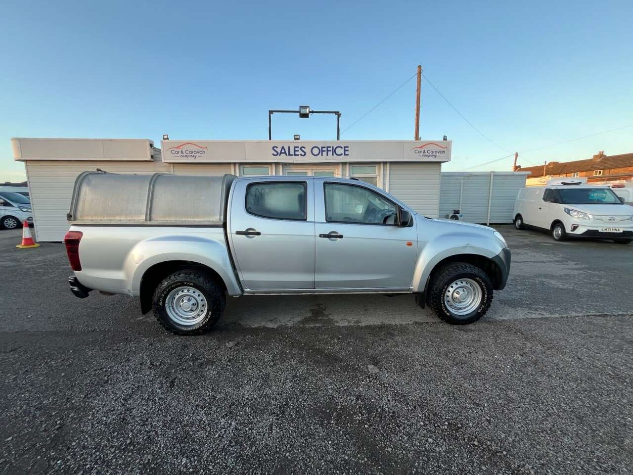 2016 ISUZU D-MAX 2016 ISUZU D-MAX