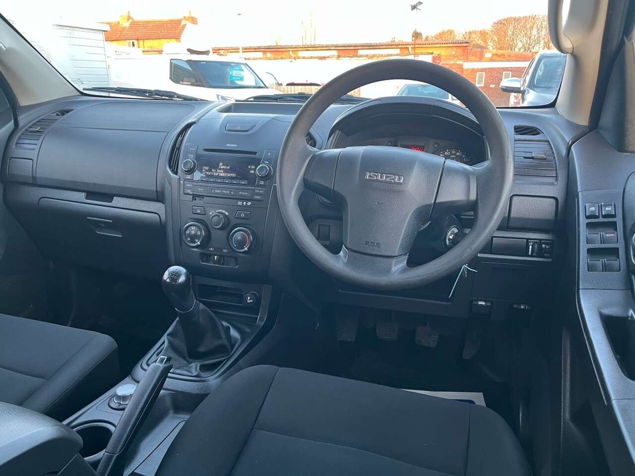 2016 ISUZU D-MAX 2016 ISUZU D-MAX