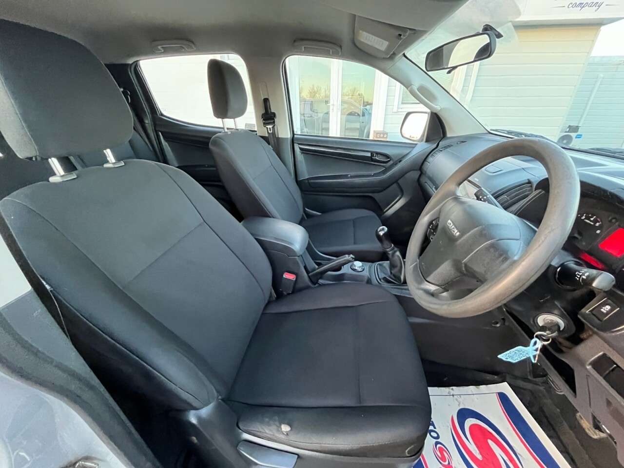 2016 ISUZU D-MAX 2016 ISUZU D-MAX