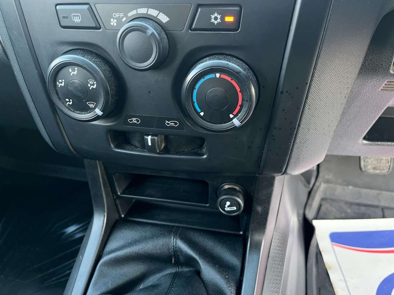 2016 ISUZU D-MAX 2016 ISUZU D-MAX