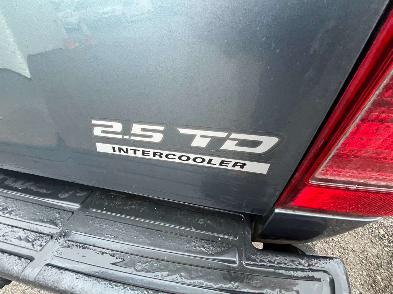 2013 ISUZU D-MAX 2013 ISUZU D-MAX