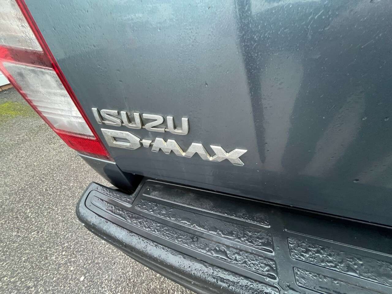 2013 ISUZU D-MAX 2013 ISUZU D-MAX