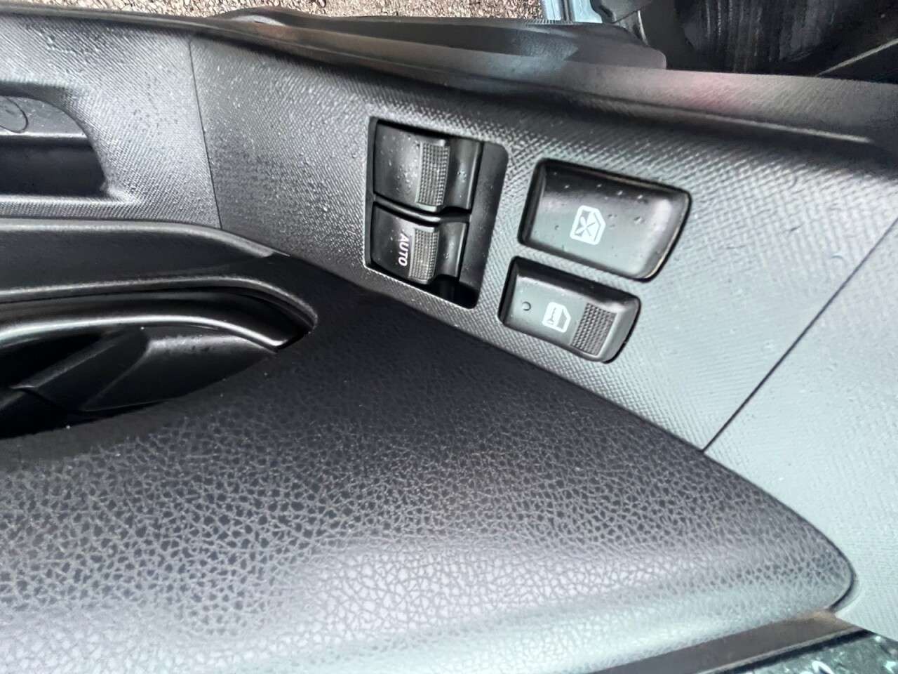 2013 ISUZU D-MAX 2013 ISUZU D-MAX