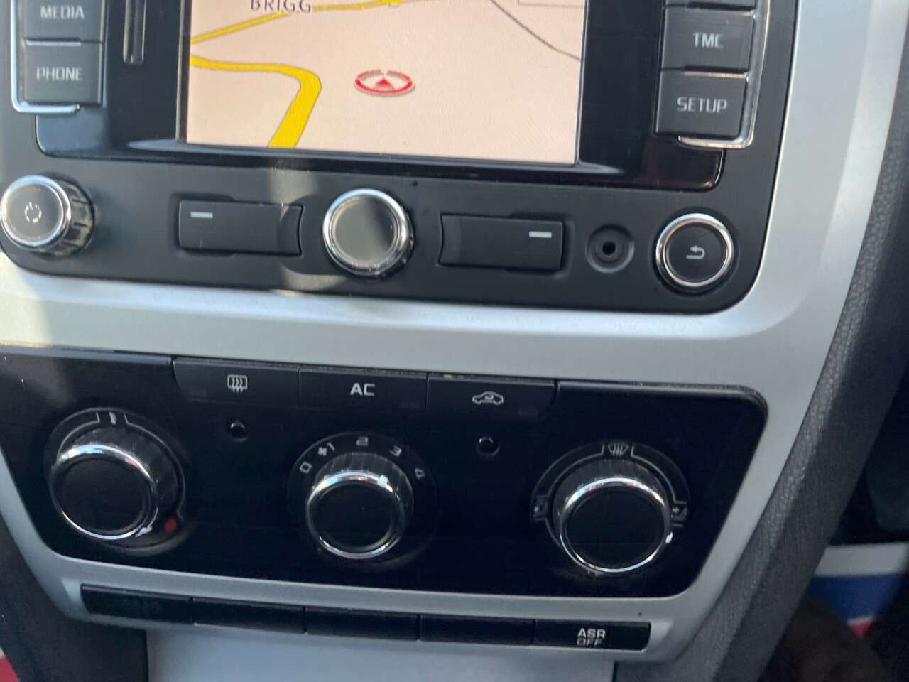 2011 SKODA OCTAVIA 2011 SKODA OCTAVIA